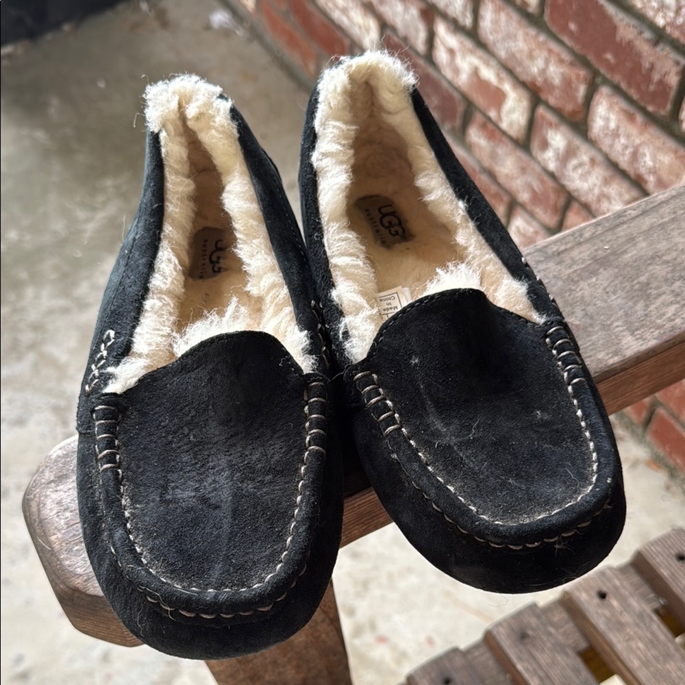 UGG Black Slip-On Loafers with Suede Finish